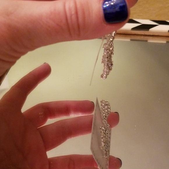 2/$13CZ'S in Silvertone Setting,Dress Up/Be Casual - Picture 3 of 8